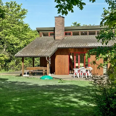 Сasa de vacaciones Norwin - 250m From The Sea In Funen By Interhome Martofte